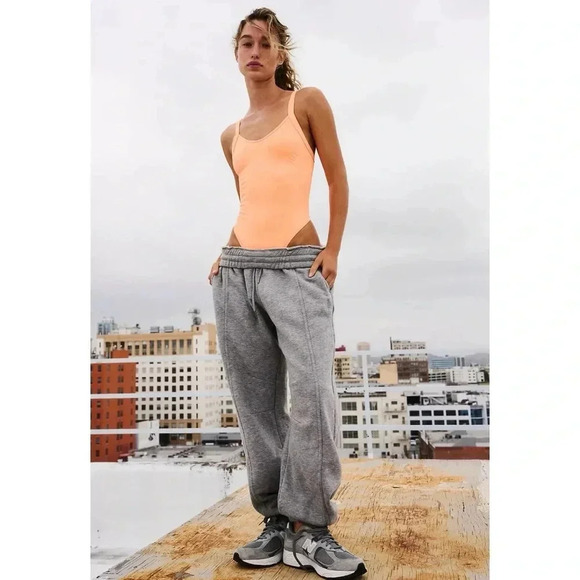 NWT Free People Sprint To The Finish Pants Sweatpants Joggers Baggy FP Movement - Picture 6 of 14